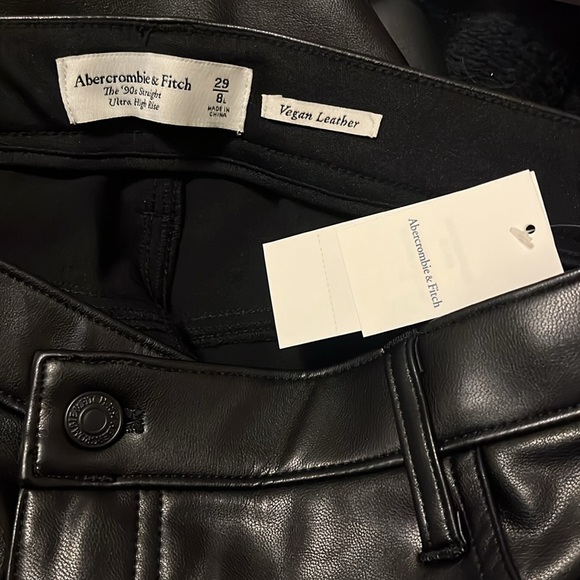 Abercrombie & Fitch The 90s Straight Ultra High Rise - Picture 3 of 4